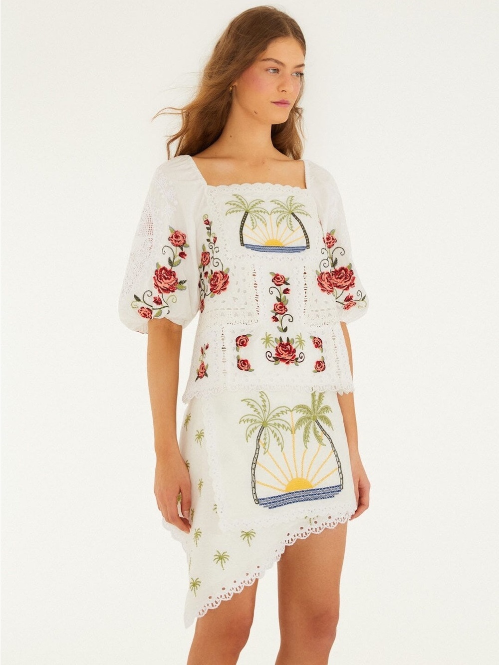 Farm Rio: Off-White Tropi Scarf Embroidered
Mini Skirt